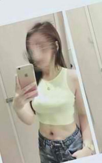 Nathalie, 21 Asian female escort, Manila